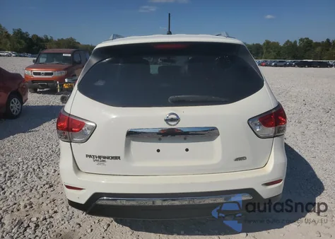 2015 Nissan Pathfinder S from USA, damaged, VIN 5N1AR2MM4FC683116
